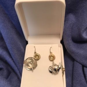 Vintage sweater clasp with matching earrings